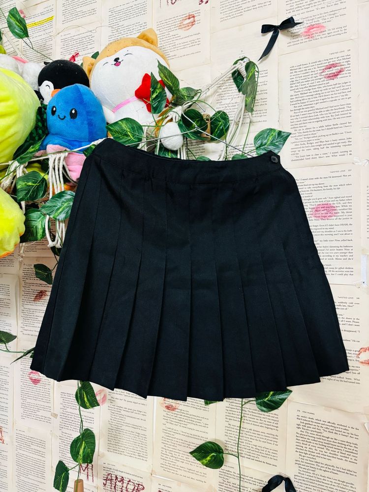 Black Pleated Mini Skirt