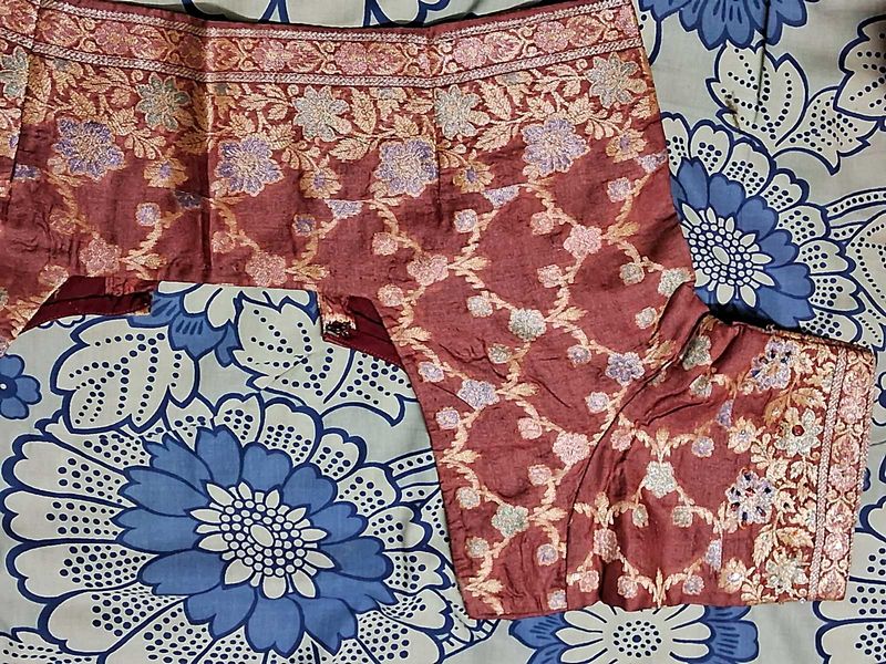 GentlyUsed MustardTusserSilk Saree withFloralBlous