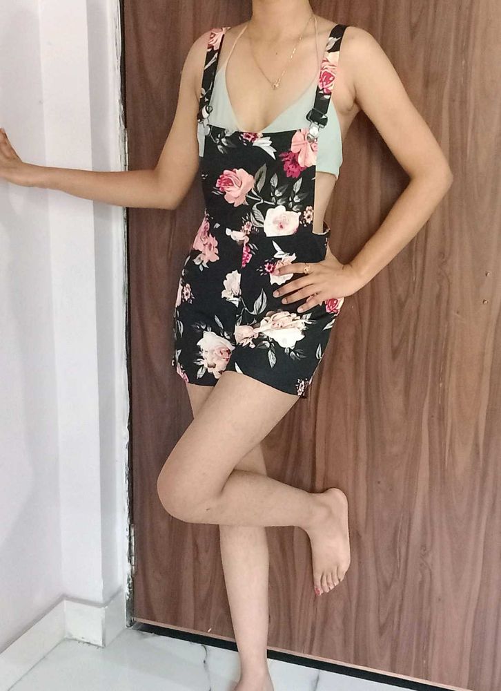 SHEIN Short Length Playsuit