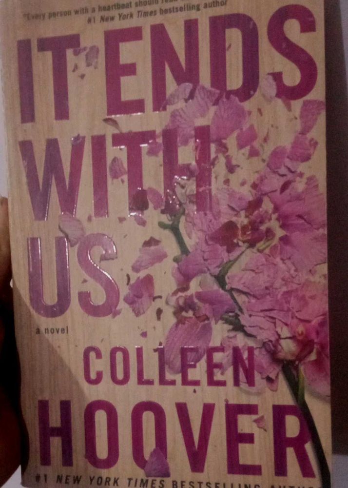 It Ends With Us - Colleen Hoover Fiction Novel