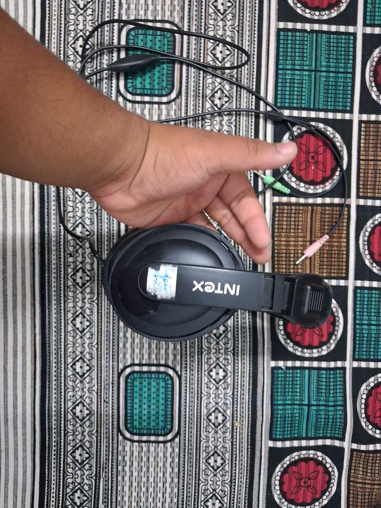 Intex Headphone