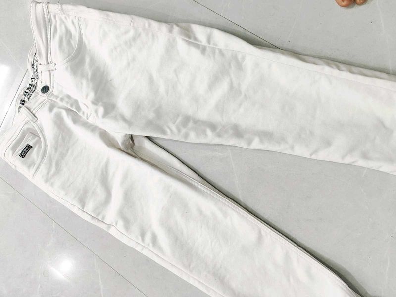 A White Unused Jeans From My Shop