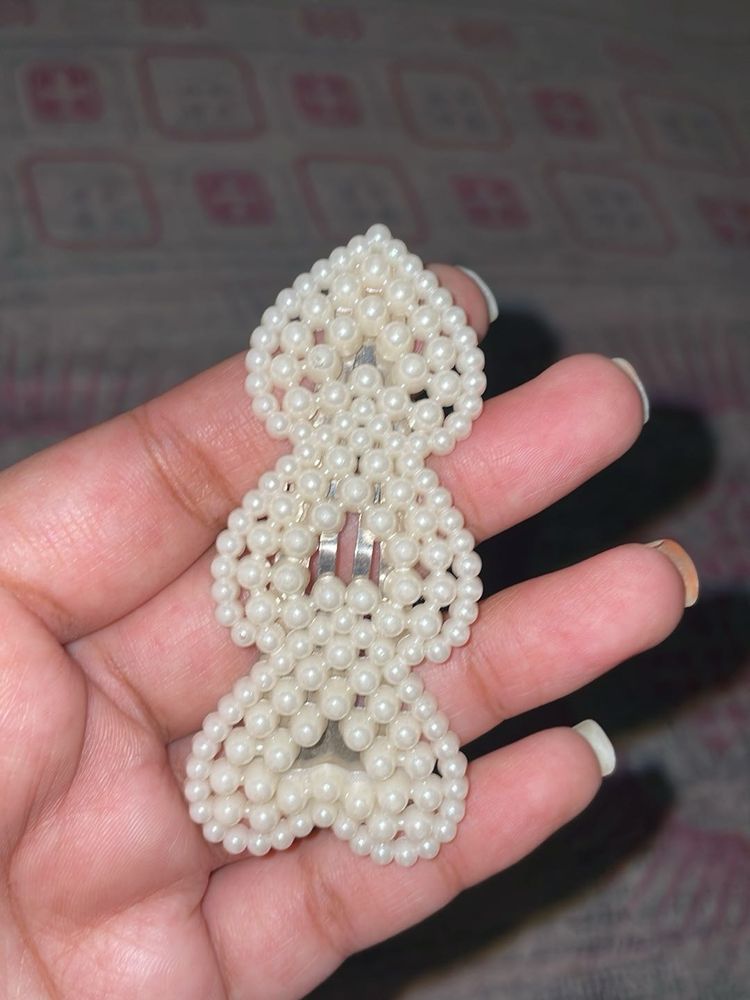 Pearl Hair Clip