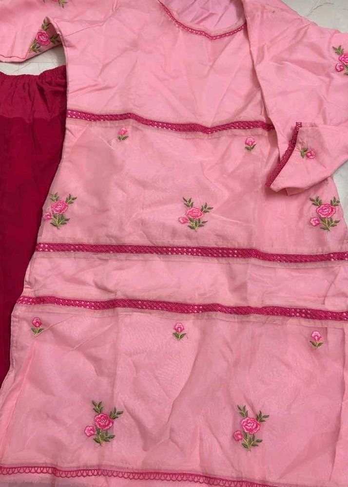 Embroidered Kurta Set With Plazzo And Dupatta