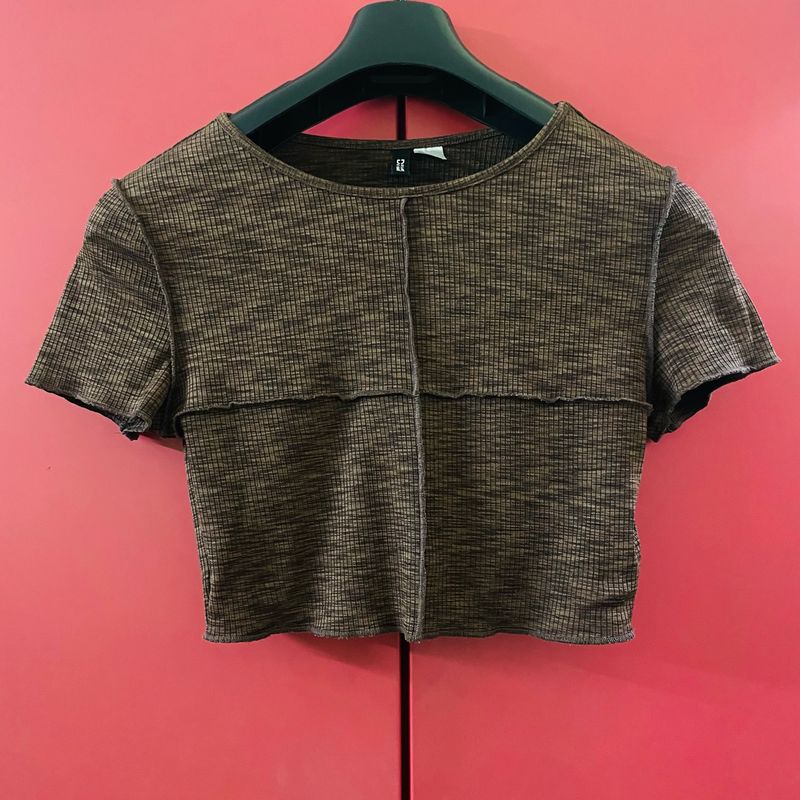 H&amp;M Crop Top