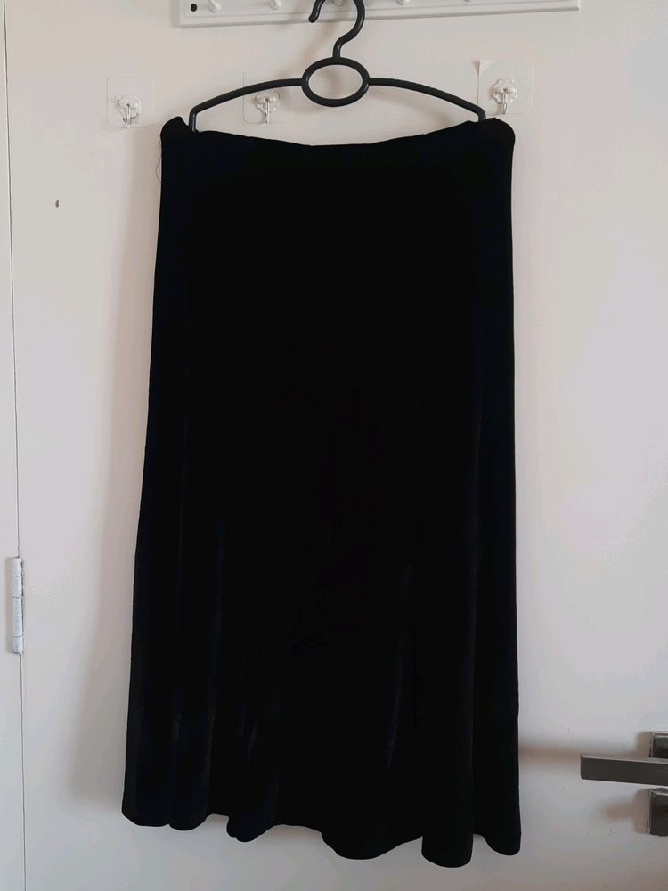Velvet Black Skirt