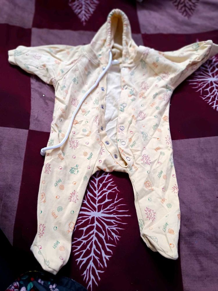 Cute Graphic Print Baby Onesie