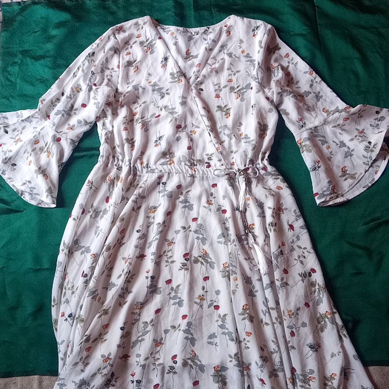 White Floral Kurta/ Dress