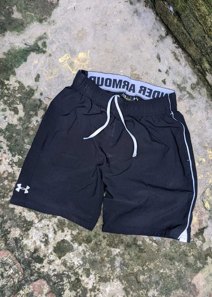 under Armour imported shorts 🩳