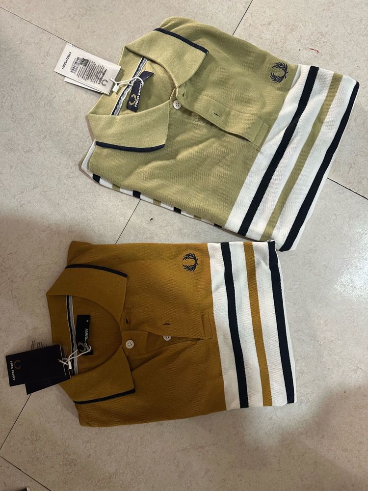 M size collar tshirt