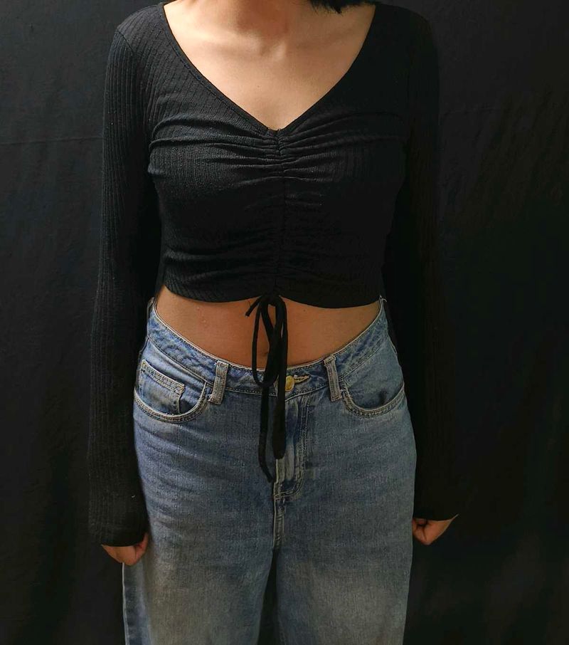 Black Long Sleeve Crop Top
