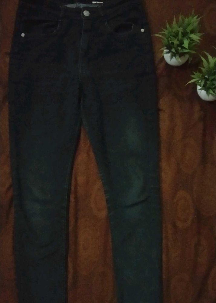 Skinny Jean. Black.
