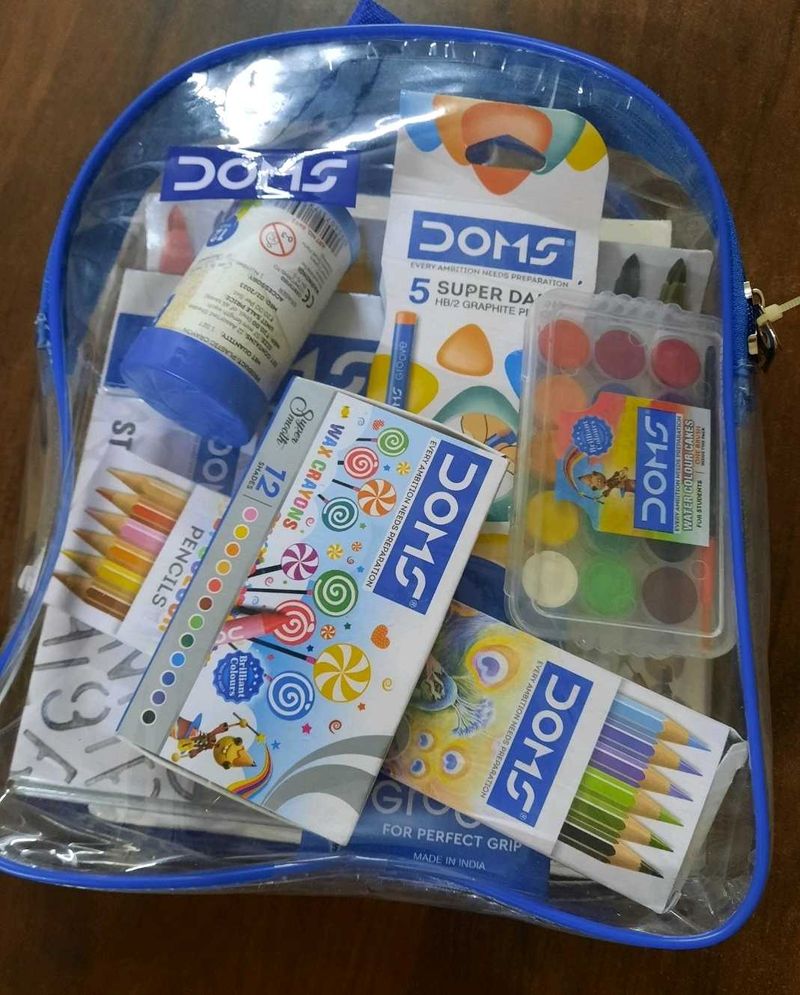 Doms Art Kit- New With Tag