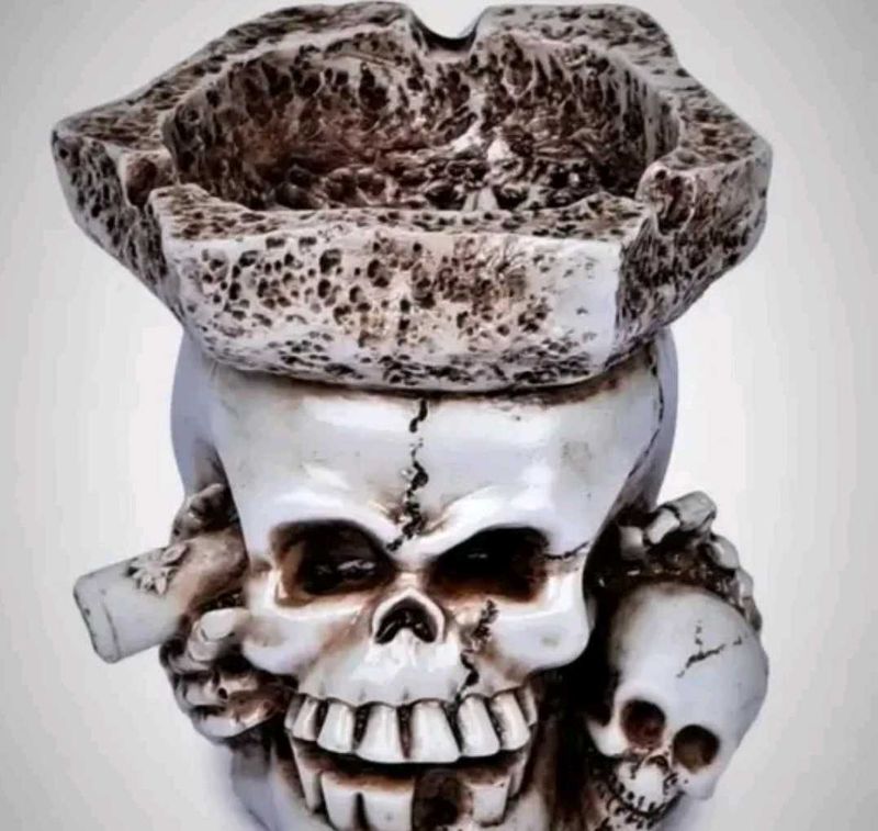 Skull Ashtray