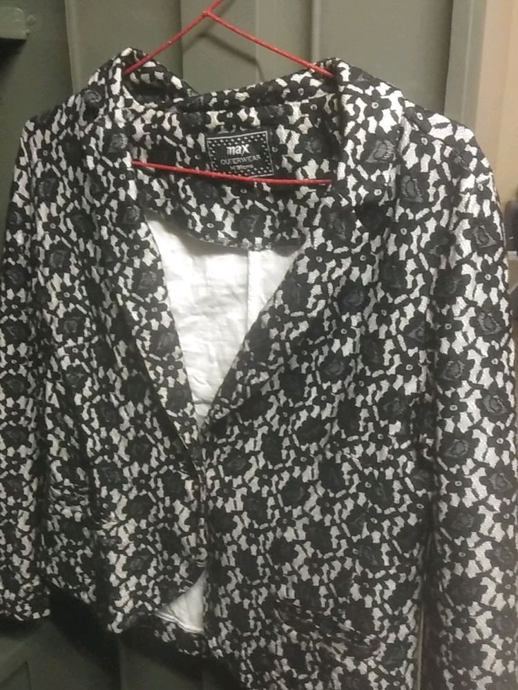 Black And White Blazer For Girls