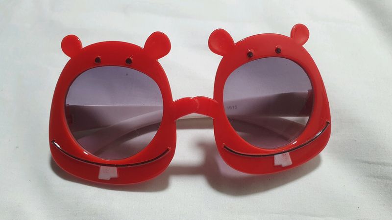 Imported Sunglasses For Kids . Various Colors . Ul
