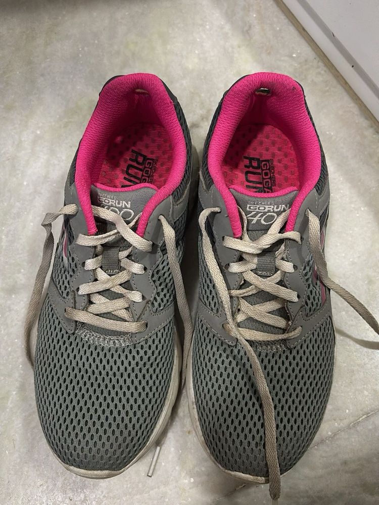 Skechers GoRun 400 Athletic Shoes