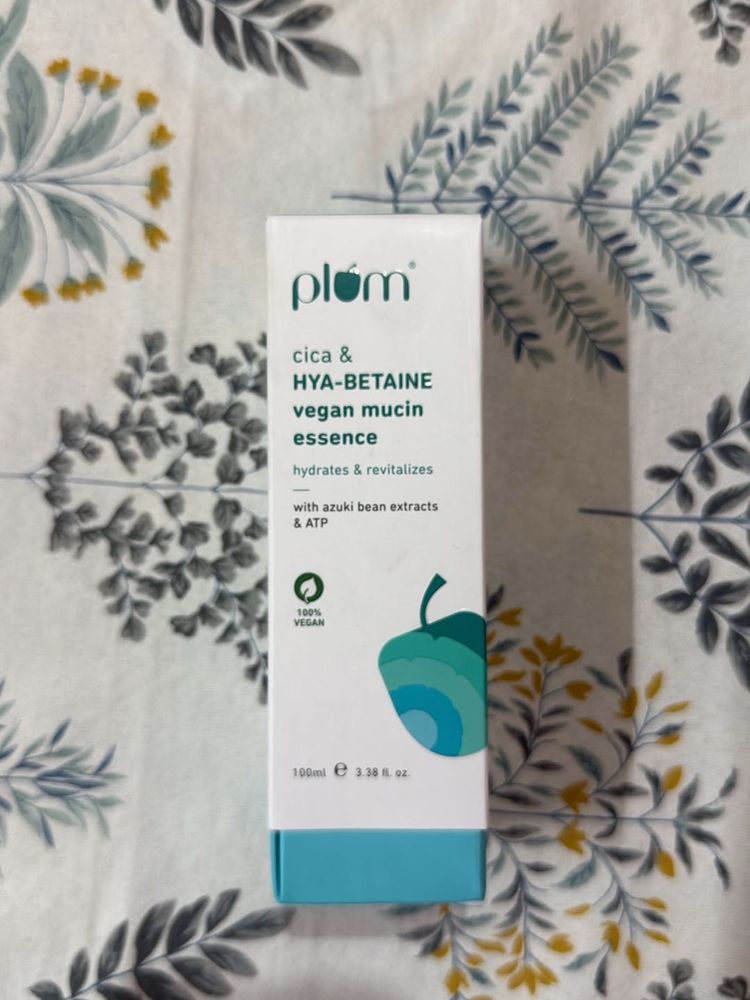 Plum HYA-BETAINE Vegan Mucin Essence