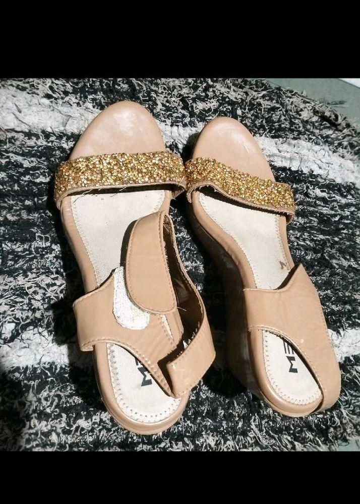 Elegant Beige Sandals