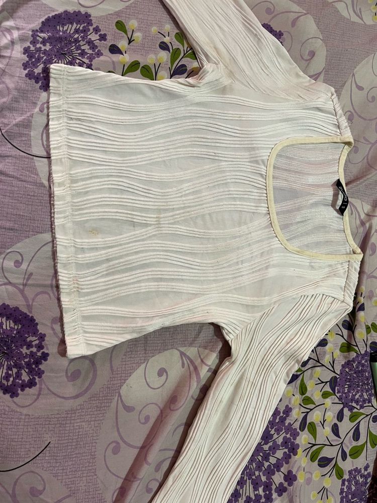 zudio Textured Crop Top