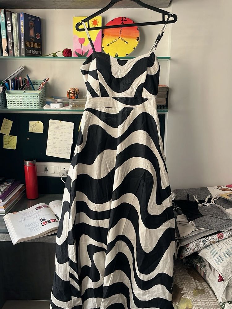 Striking Black &amp; White Maxi Dress