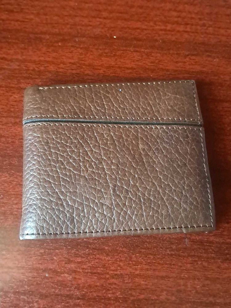 A MENS WALLET