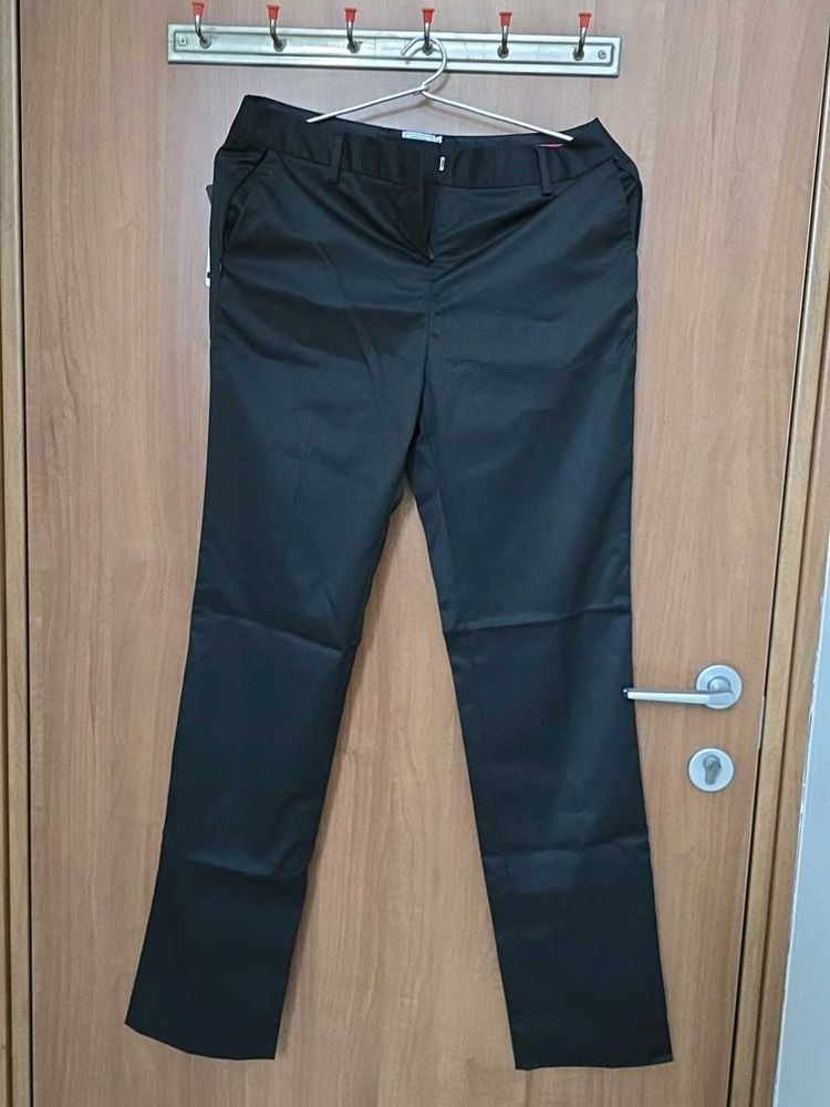 Arrow Women Brand New Black Pants/Tro