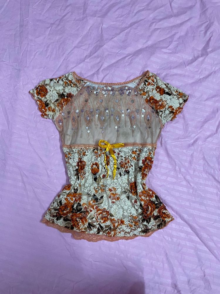 Floral y2k coded top