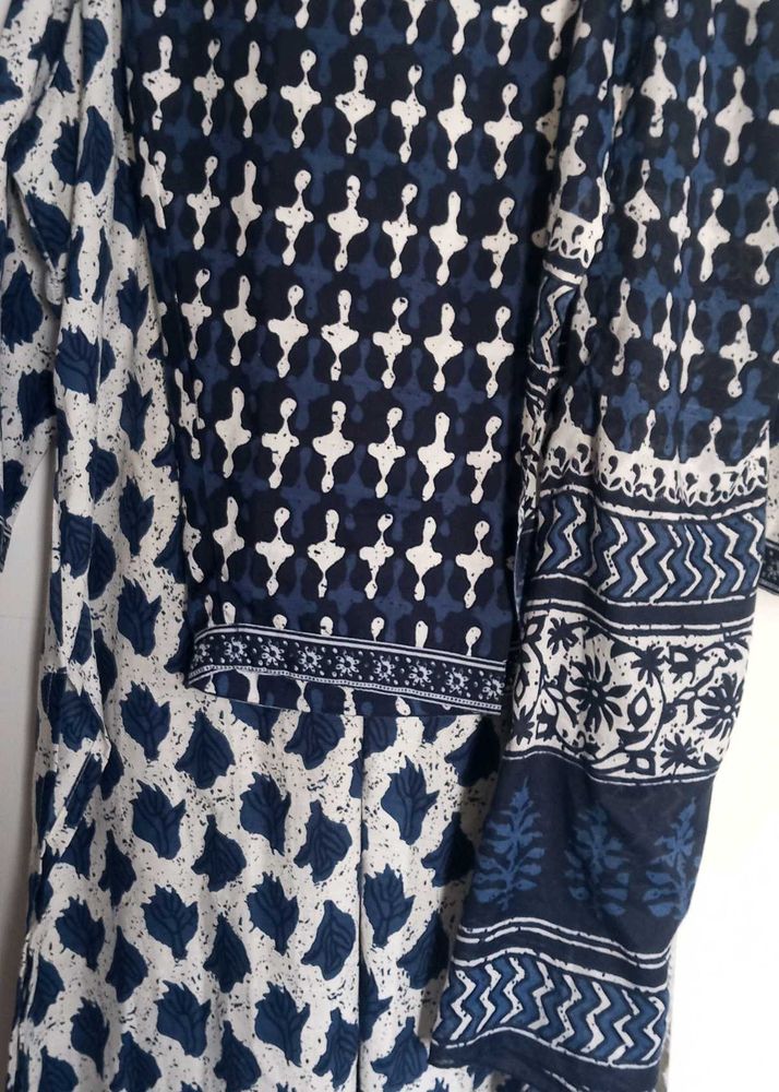 Printed blue white suit set