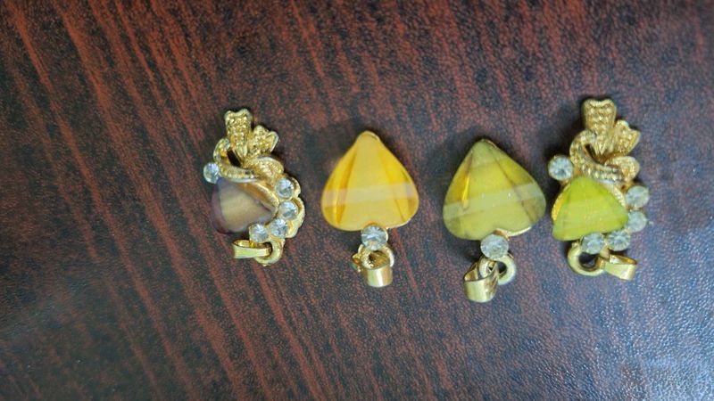 pendent set of 4