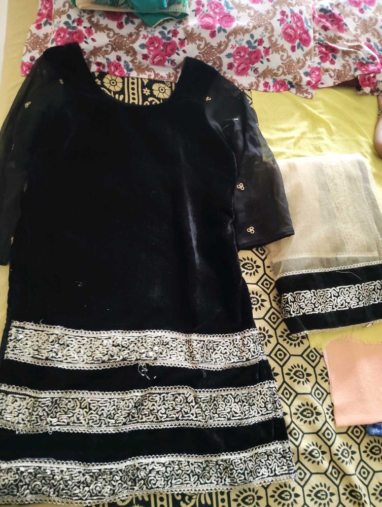 Elegant Black Kurta Set