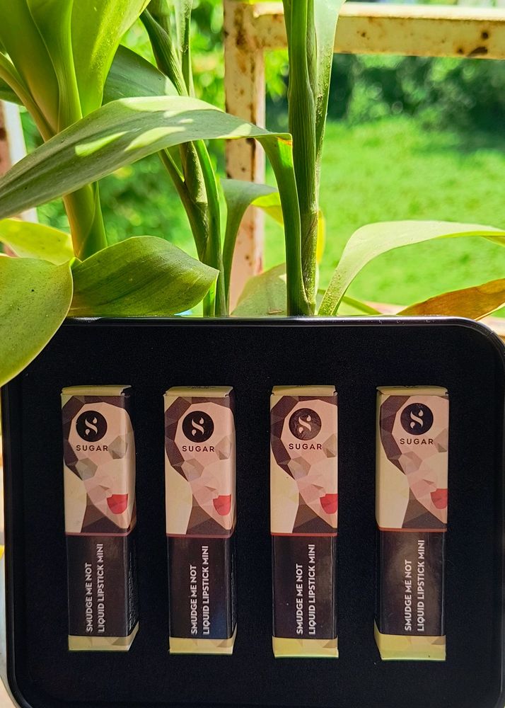 Sugar Cosmetics Mini Lipstick Combo 4