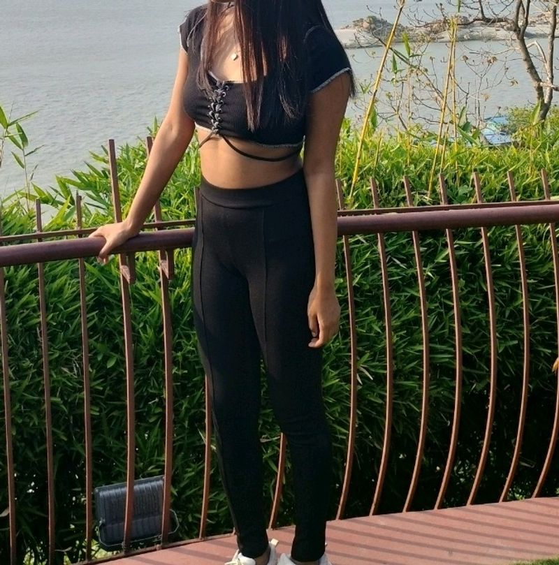 BLACK TIGHTS PANT