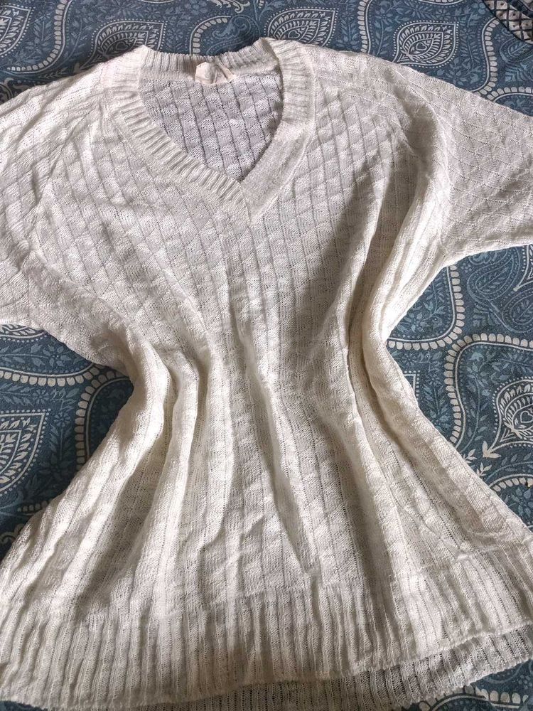 White V-Neck Knit Top