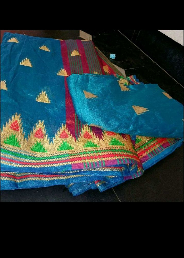 Unused Saree With Unstitched Blouse Piece