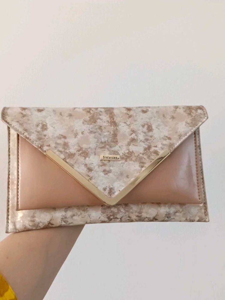 BRAND NEW Stylish Cluth From Stelatoes