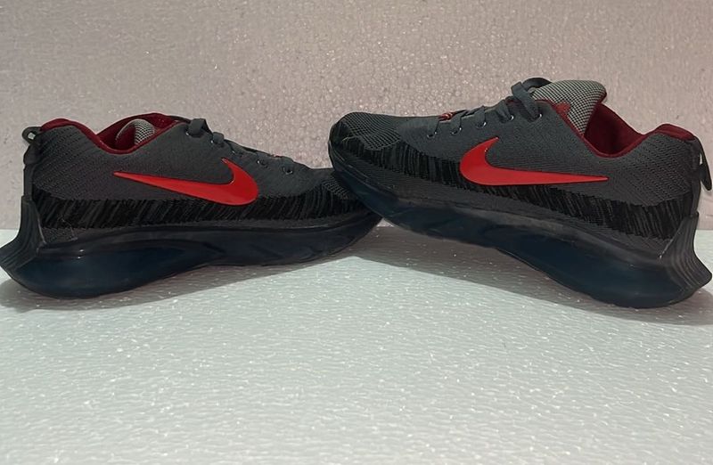 Nike Running Shoes - Gray &amp; Red