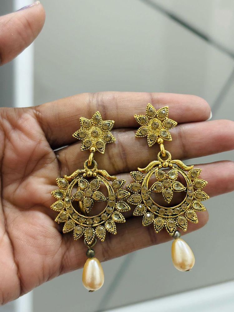 Elegant Gold-tone Drop Earrings