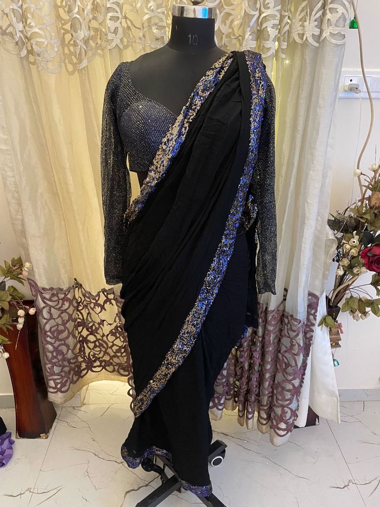Elegant Black Saree without blouse
