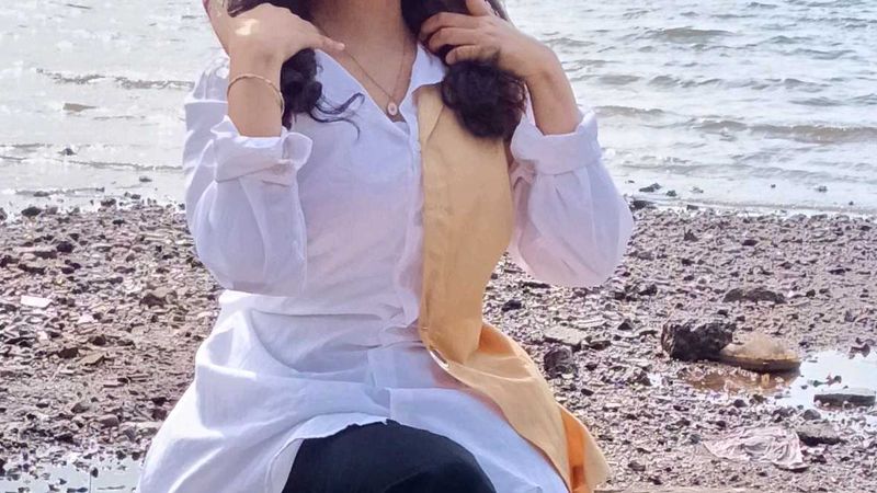 🌷 Stylish White Tunic Shirt 🌷