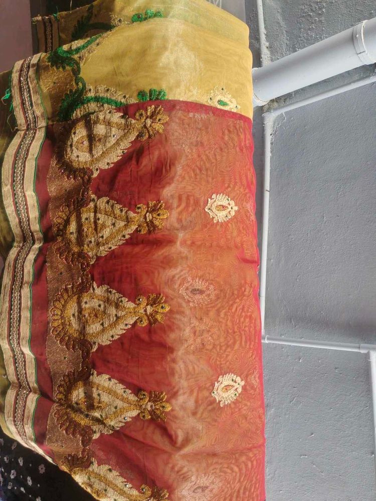 Off And Of Saree
