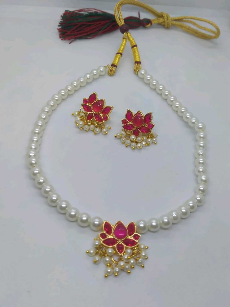 Pearl Necklace Set