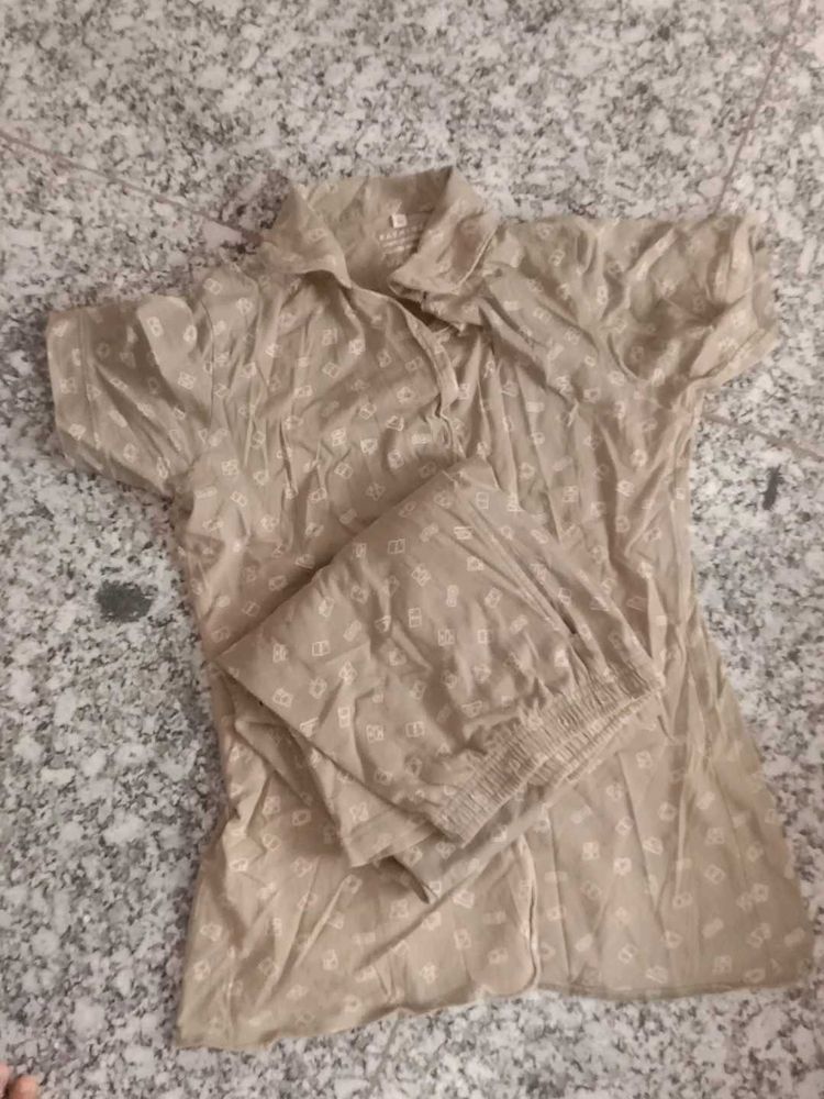 Casual Women&#39;s Top &amp; Bottom Set