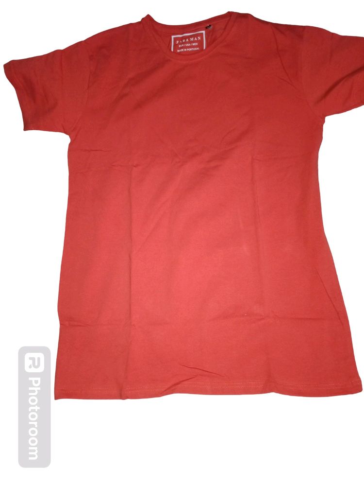 ZARA MAN T-SHIRT
