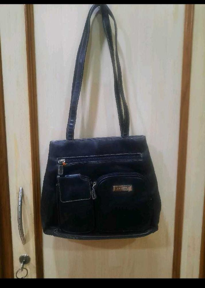 Classic Black Multi-Pocket Shoulder Bag