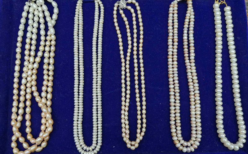 Pearl Necklace Set