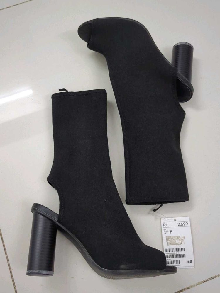 H&amp;M Elastic Boots