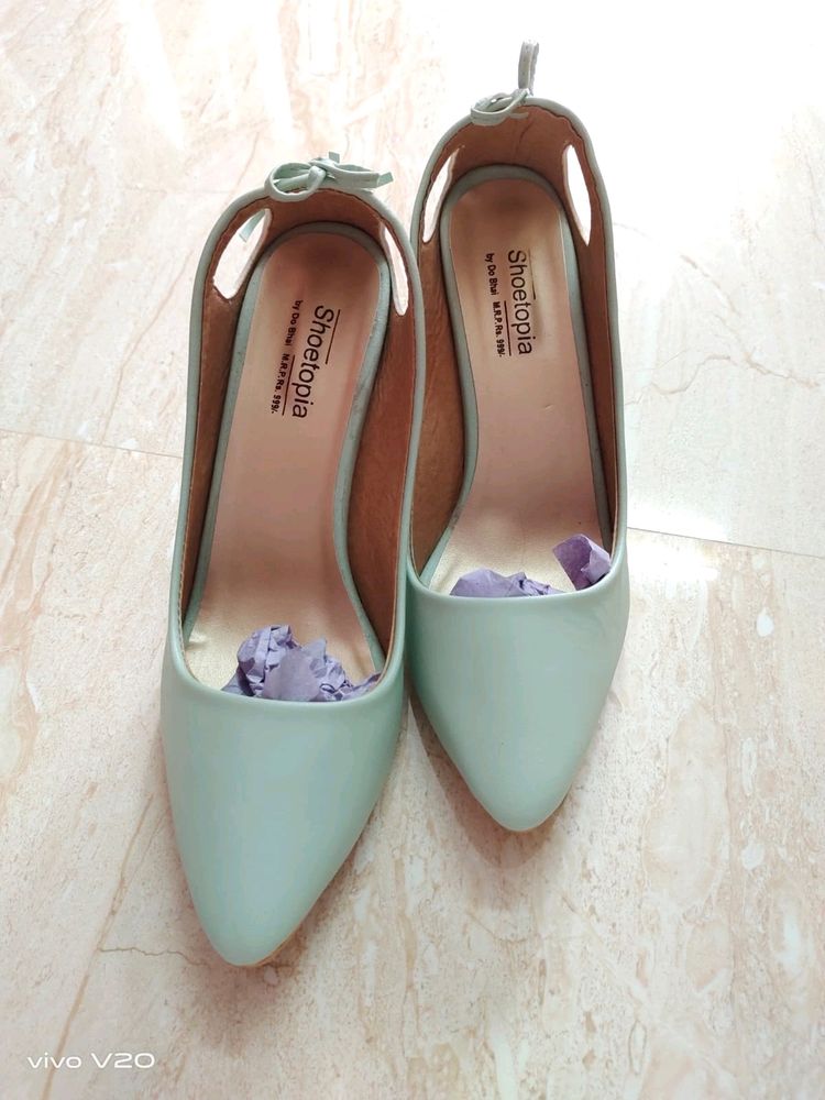 ❗️❗️PRICE DROPPED ❗️❗️SHOETOPIA WOMEN HEEL PUMP☘️