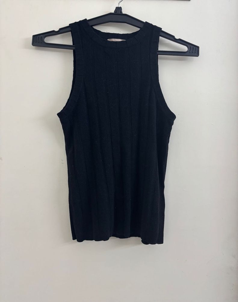 H&amp;M SOLID TANK TOP