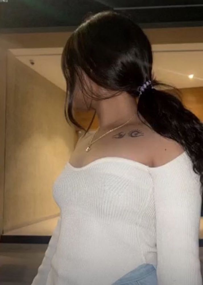 Off-Shoulder Knit Top